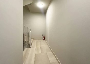 Scala - One-room apartment corso Stati Uniti, 21, Torino (neighborhood Crocetta) - photo 10