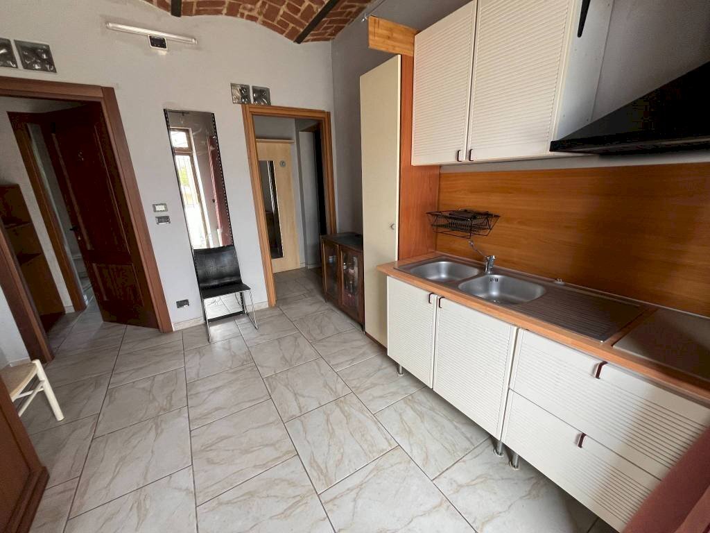 Cucina - Bilocale via Pastrengo, 58, Moncalieri - foto 1