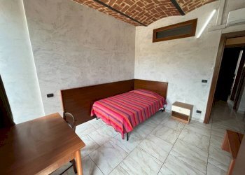 Camera da letto - Bilocale via Pastrengo, 58, Moncalieri - foto 7