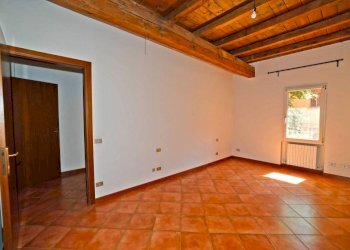 Camera da letto - Trilocale via Capo di Lucca, Bologna (zona Irnerio) - foto 10