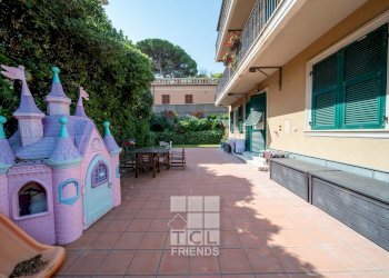 terrazzo - Appartamento alla Torre dell'Amore
 
20A, Genova - foto 21