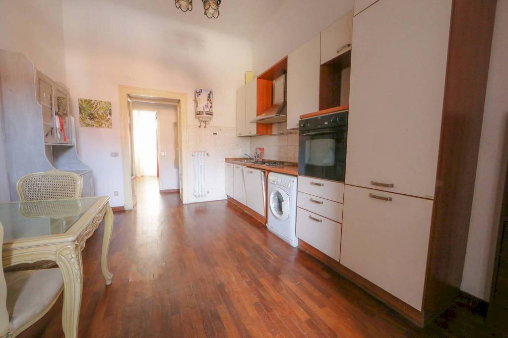 Soggiorno - Two-room apartment via Sempione, 12, Monza (neighborhood Triante) - photo 2