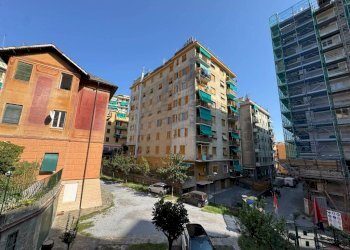 Vista - Trilocale via Camillo Vianson, 10a, Genova (zona Pegli) - foto 3