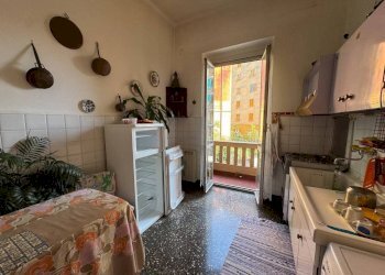 Cucina - Trilocale via Camillo Vianson, 10a, Genova (zona Pegli) - foto 5