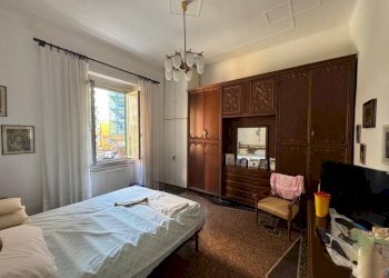 Camera da letto - Trilocale via Camillo Vianson, 10a, Genova (zona Pegli) - foto 9
