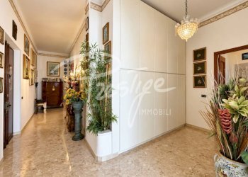Corridoio - Appartamento via Roma, La Spezia - foto 6
