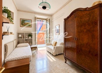 Camera da letto - Appartamento via Roma, La Spezia - foto 9