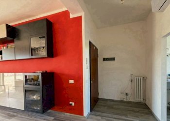 Ingresso - Appartamento strada Langhirano, SN, Parma (zona Montanara) - foto 6