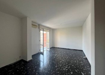 Soggiorno - Quadrilocale via Francesco Baracca, Bologna (zona Saffi) - foto 4