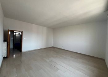 Camera da letto - Quadrilocale via Francesco Baracca, Bologna (zona Saffi) - foto 13