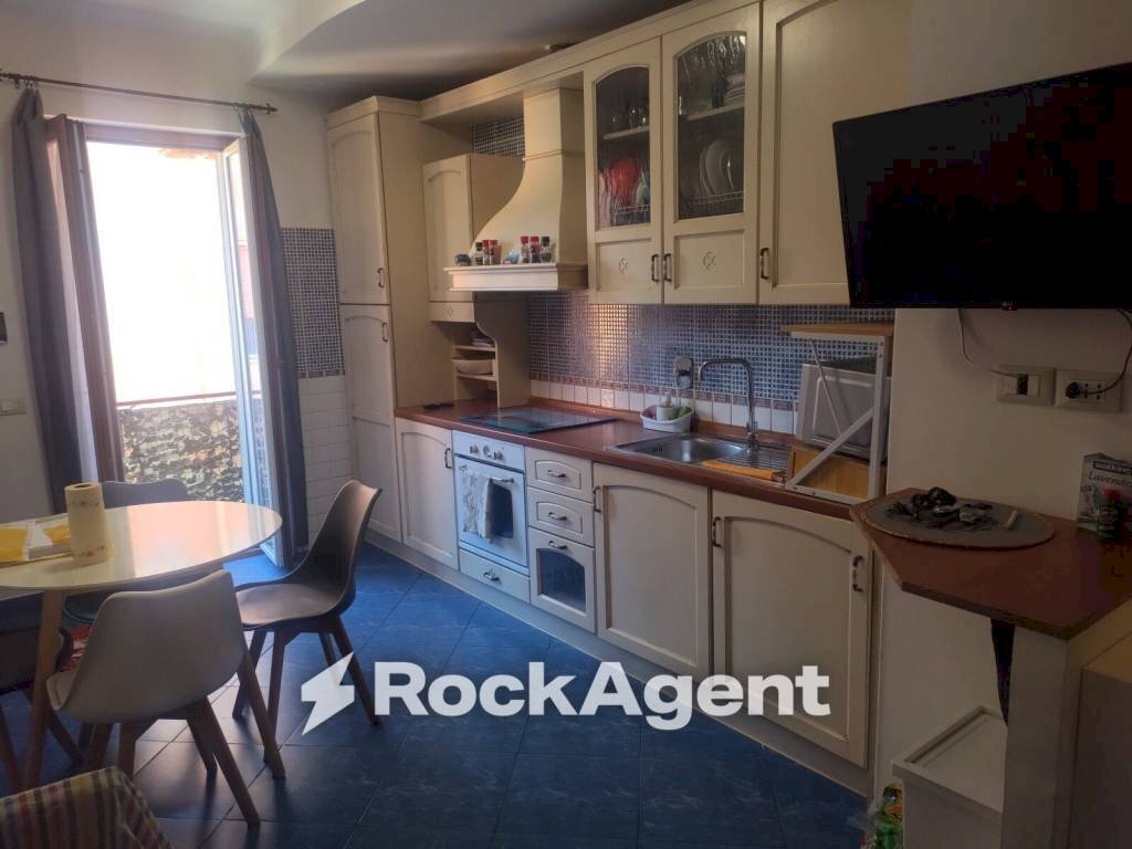 Cucina - Bilocale via Ussana, 15, Fiumicino - foto 1