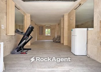 Interno palazzo - Casa indipendente via Trento, Cecina - foto 32