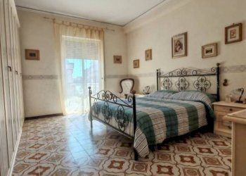 Camera da letto - Trilocale via Luigi Vanvitelli, 105, Siracusa - foto 5