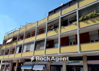 Facciata - Appartamento via Teano, 14, Milano (zona Comasina) - foto 11