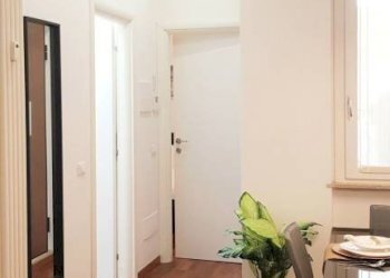Ingresso - Two-room apartment via Teano, 14, Milano (neighborhood Comasina) - photo 3