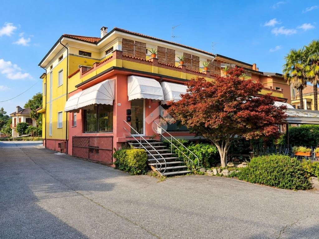 Quadrilocale Corso Giuseppe Garibaldi, Gattinara - foto 1