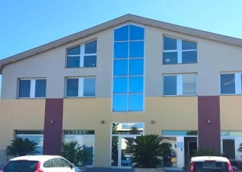 DILEOIMMOBILIARE SRL VENDE UFFICIO A JESI (2) - Ufficio Via Arnaldo Bellagamba 5B, Jesi - foto 1