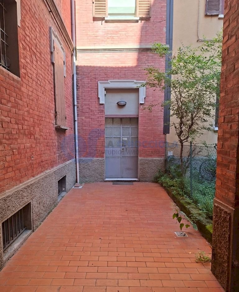 esterni3 - Appartamento via Mario de Maria, Bologna (zona Bolognina) - foto 1