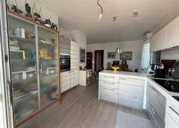 b93c3ea8-f8bb-4024-b7e4-750f9a68ea84 - Villa a Schiera Fosdinovo - foto 14