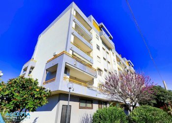 Facciata - Quadrilocale Via Anello di San Cataldo 7, Taranto - foto 26