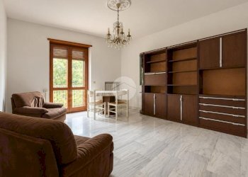 Four-room apartment Via alcide de gasperi, Ivrea - photo 5