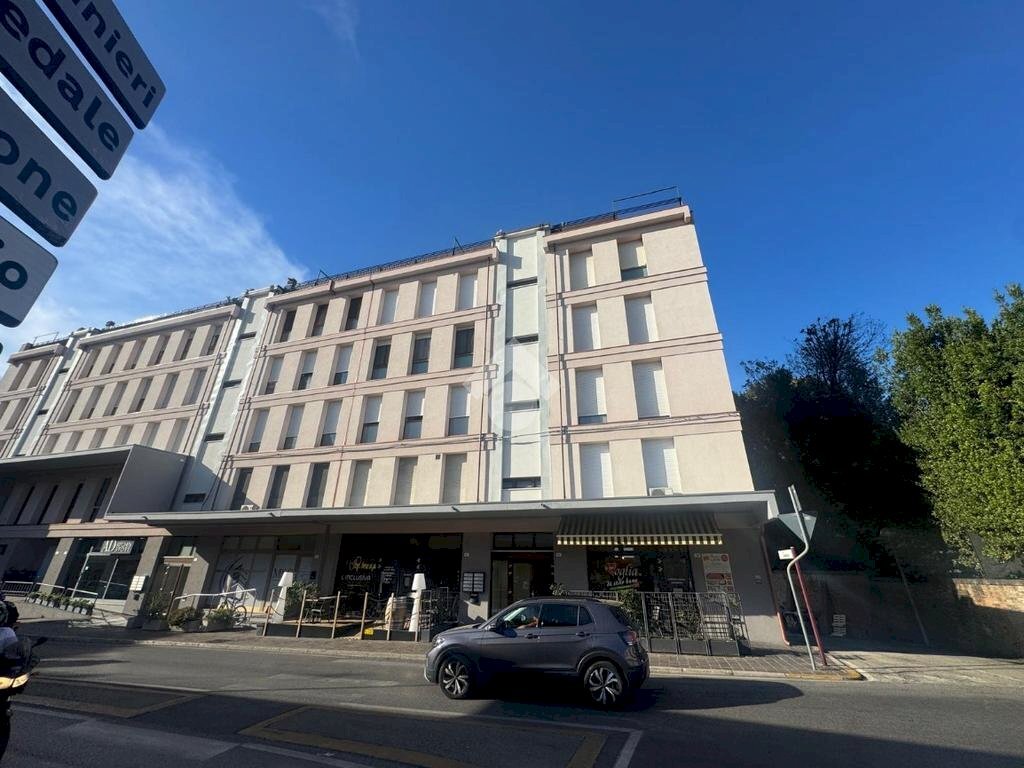 Trilocale Via giuseppe mazzini, Cattolica - foto 2