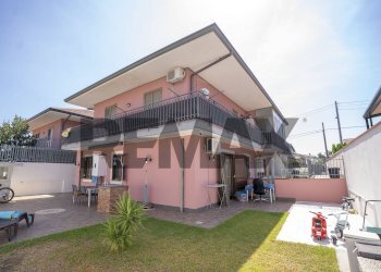 Casa all\'aperto - Trilocale Via Lucca
 
7, San Giovanni la Punta - foto 36