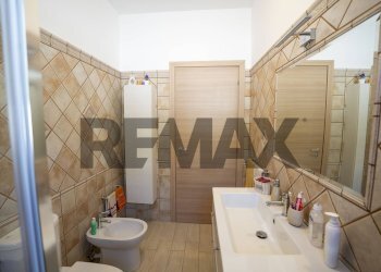 Bagno - Trilocale Via Lucca
 
7, San Giovanni la Punta - foto 24