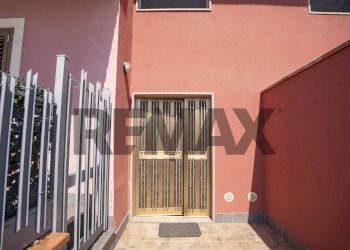 Terrazza - Trilocale Via Lucca
 
7, San Giovanni la Punta - foto 32