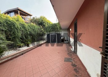 Terrazza - Villa Via Alcide de Gasperi
 
23, Pedara - foto 29