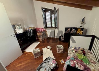 Camera / camera da letto - Villa Via Alcide de Gasperi
 
23, Pedara - foto 35