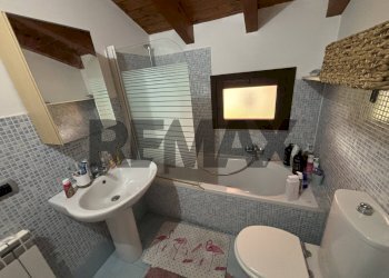 Bagno - Villa Via Alcide de Gasperi
 
23, Pedara - foto 37