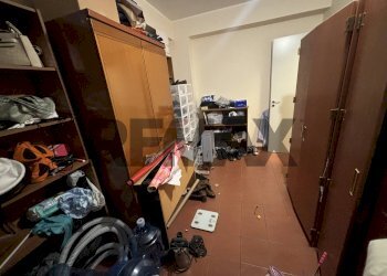 Dispensa di stoccaggio - Villa Via Alcide de Gasperi
 
23, Pedara - foto 43