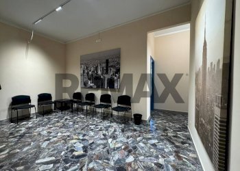 Stanza vuota - Ufficio Piazza Roma
16, Catania - foto 11