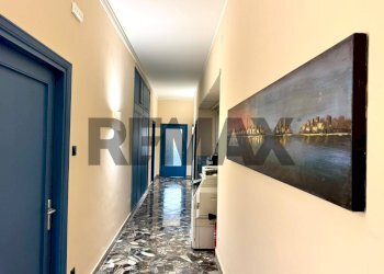 Hall / corridoio - Ufficio Piazza Roma
16, Catania - foto 17