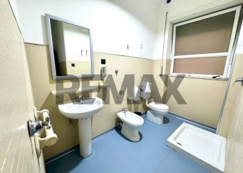 Bagno - Ufficio Piazza Roma
16, Catania - foto 28