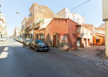 Edificio all\'aperto - Casa indipendente Vicolo Vassallo
 
3/B, Catania - foto 15