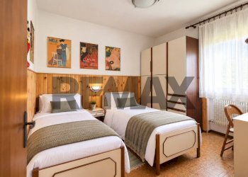 Camera / camera da letto - Appartamento VIA ARMISTIZIO
 
1, Roana - foto 15