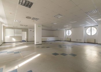 Foto 1 - Office Via Crispi
8, Trieste - photo 1