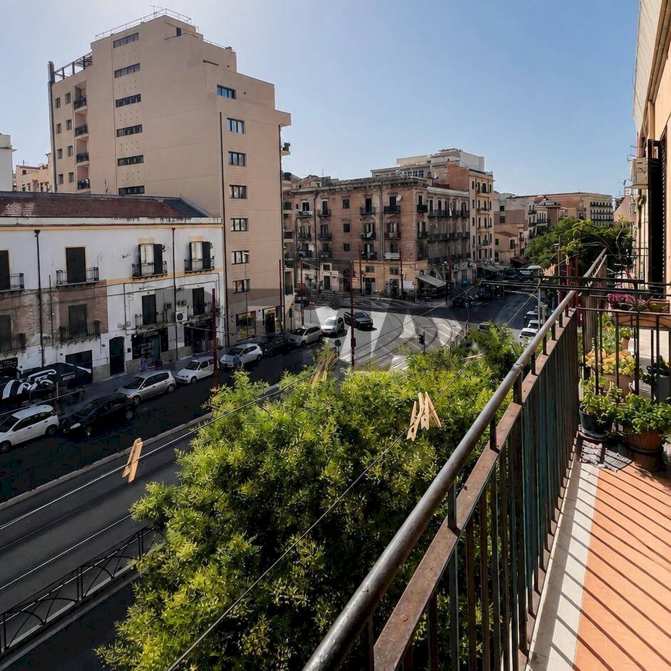 Balcone - Appartamento Corso Dei Mille
 
122, Palermo - foto 1