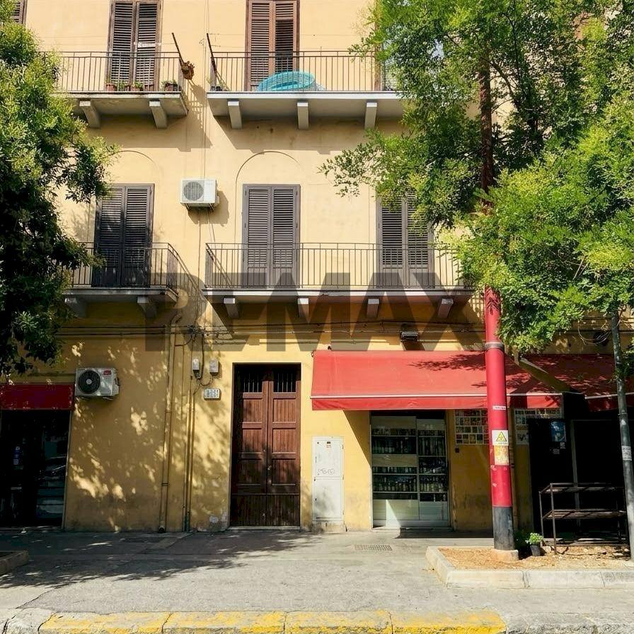 Edificio all\'aperto - Appartamento Corso Dei Mille
 
122, Palermo - foto 1