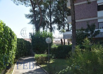 Foto 2 - Three-room apartment Via Mar Della Cina, Roma - photo 2
