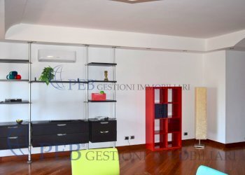 Foto 11 - Three-room apartment Via Mar Della Cina, Roma - photo 11