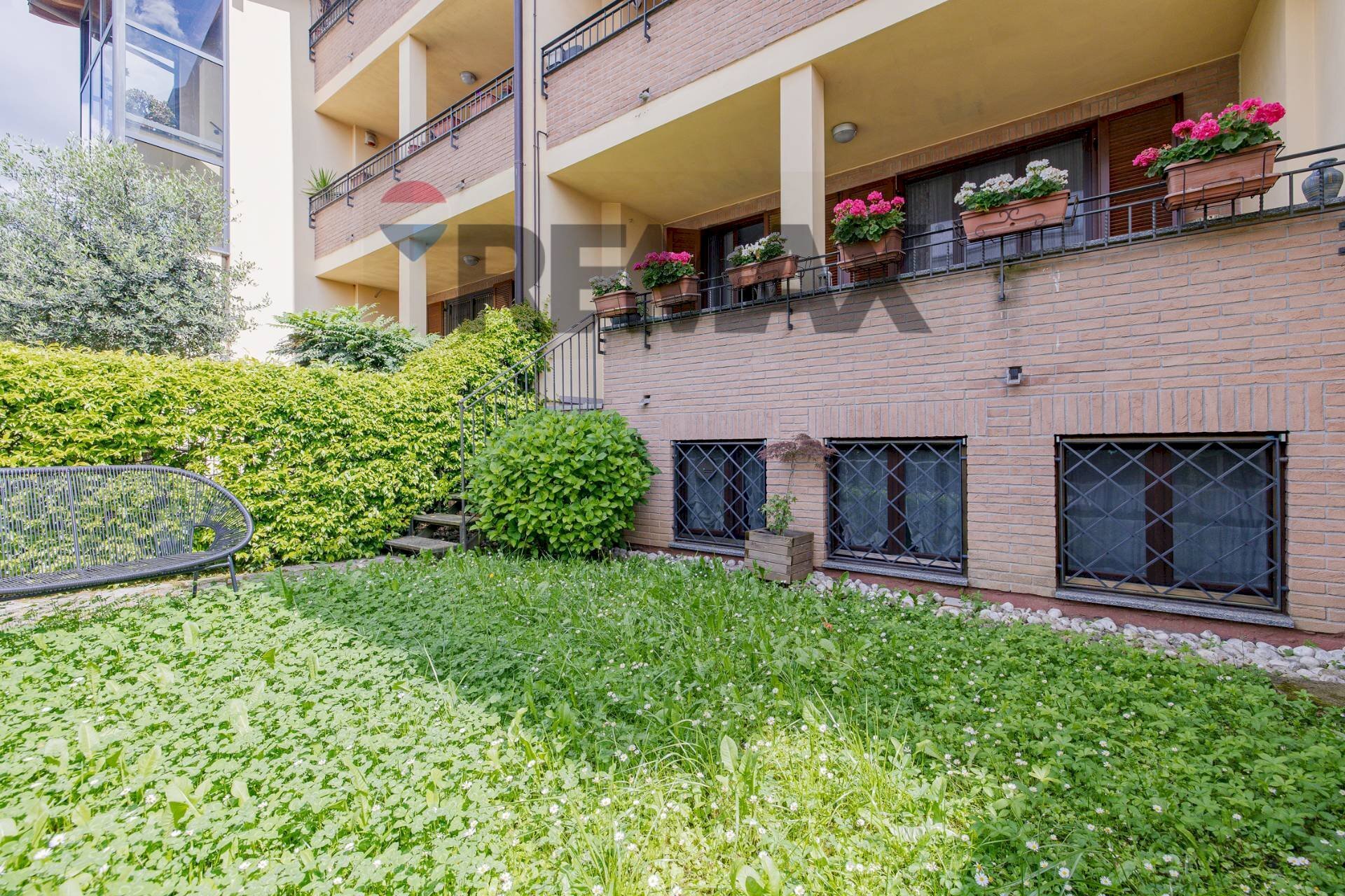 Edificio all\'aperto - Appartamento via giuglielmo oberdan
28, Limbiate - foto 2