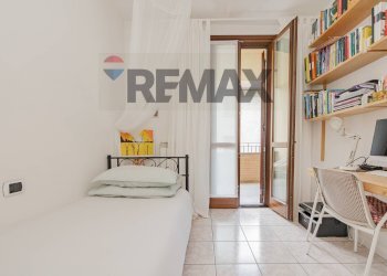 Camera / camera da letto - Appartamento via giuglielmo oberdan
 
28, Limbiate - foto 18