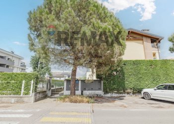 Edificio all\'aperto - Appartamento via giuglielmo oberdan
 
28, Limbiate - foto 34