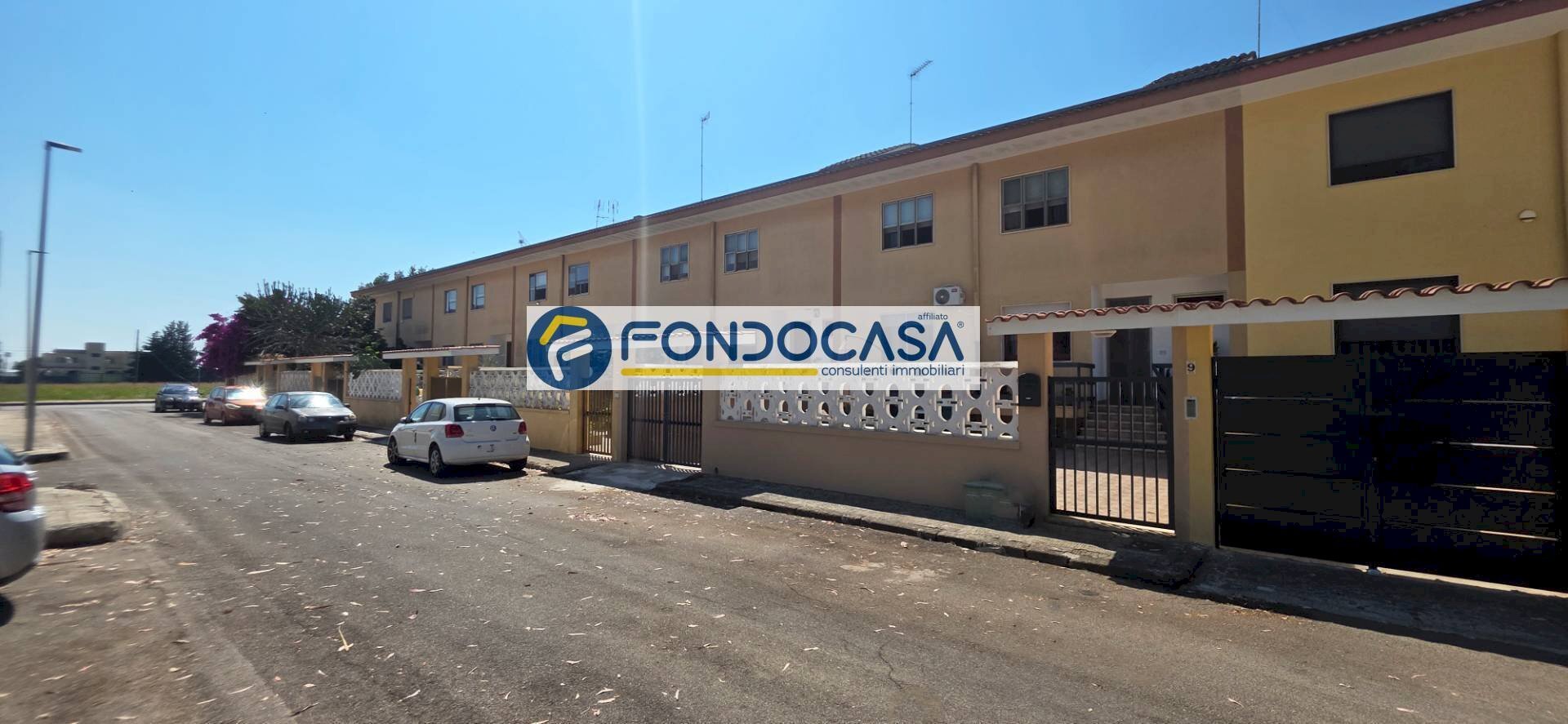 Foto 1 - Villa a Schiera Piazza delle Gardenie
 
9, Brindisi - foto 1