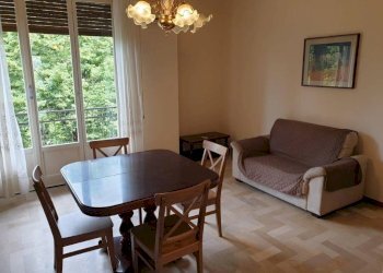 Salone - Three-room apartment viale Alberto Pasini, 10, Parma (neighborhood Pablo) - photo 1