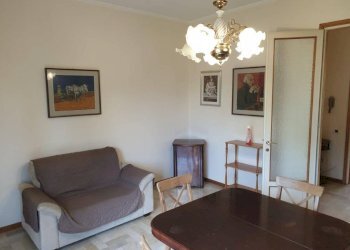 Salone - Three-room apartment viale Alberto Pasini, 10, Parma (neighborhood Pablo) - photo 2