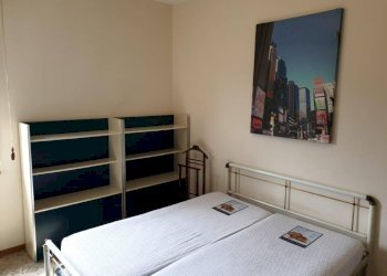 Camera da letto - Three-room apartment viale Alberto Pasini, 10, Parma (neighborhood Pablo) - photo 8